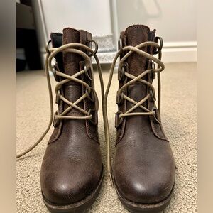 Sorel Cate Lace Up Boots